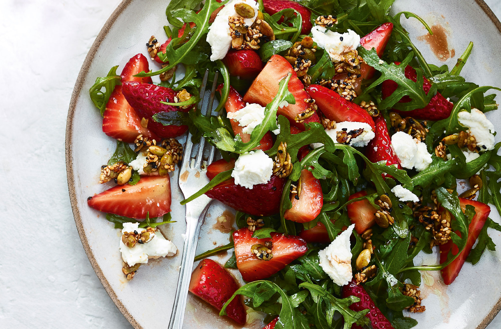 Strawberry, goat's cheese & rocket salad