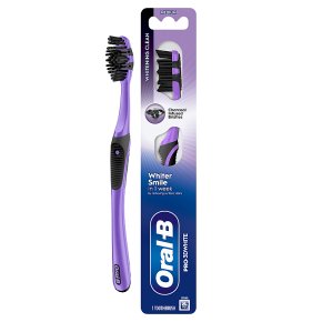 Oral-B 3D White Manual Toothbrush