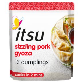 itsu Sizzling Pork Gyoza 12 Dinner Dumplings