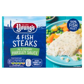 Young's 4 Fish steaks in Parsley Sauce