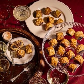 No.1 24 Piece Mini Beef Wellington Canapés