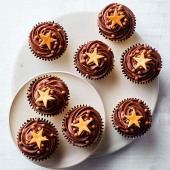 8 Chocolate Stars Cupcakes