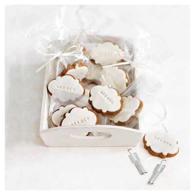 12 Mr & Mr Gingerbread Wedding Biscuits