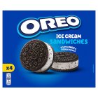 Oreo Sandwiches with Cookie Pieces